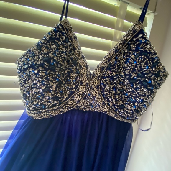 SOLD - Picture 3 of 12